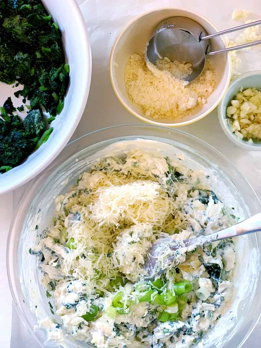 Turn your favorite dip into Spinach Artichoke Dip Pizza for a yummy dinner kids and adults will love! Pre-made crust makes this an easy weeknight meal!