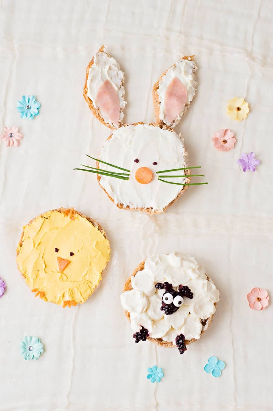 Celebrate spring by making your kids this adorable animal-themed lunch or breakfast of bunny chick and sheep Easter Toast!