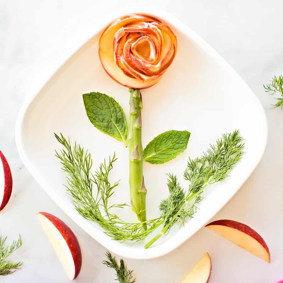 These gorgeous apple roses make a beautiful addition to any brunch and would be a wonderful surprise for Mother's Day breakfast!