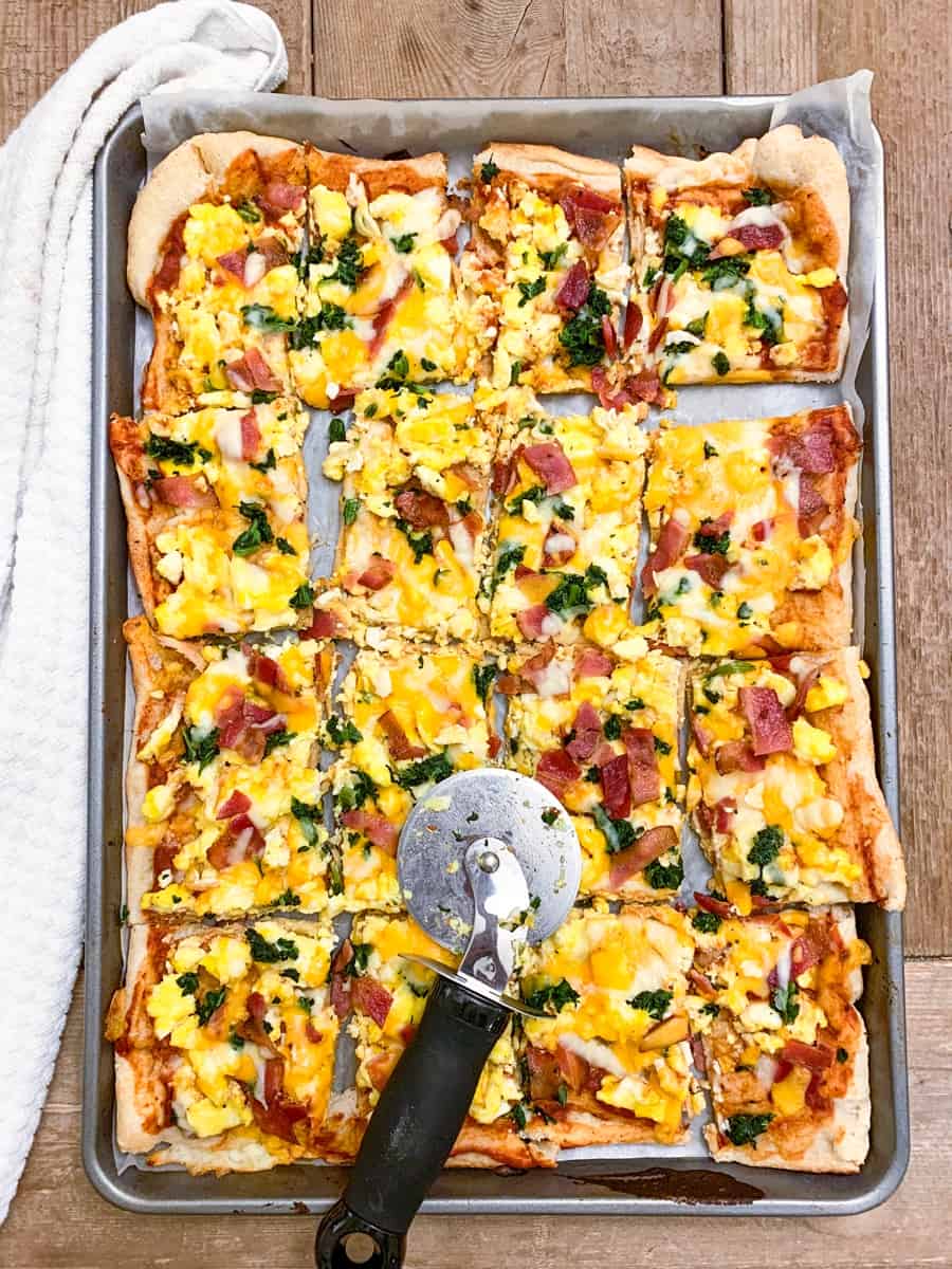 How to Make Sheet Pan Breakfast Pizza Recipe