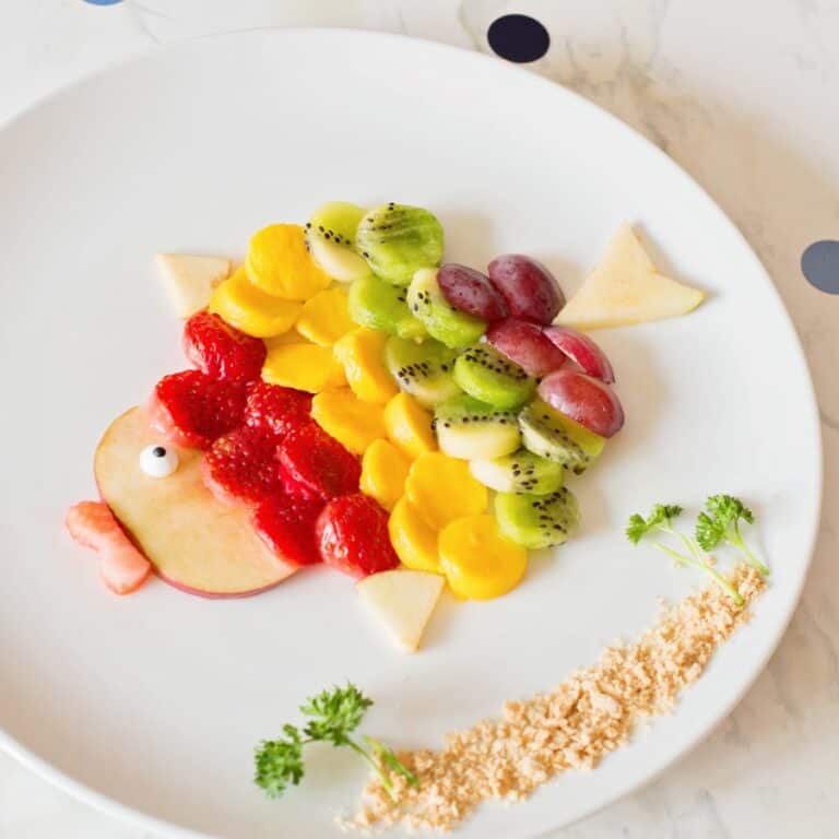 Rainbow Fruit Art For Kids | Simple Fish Food Art