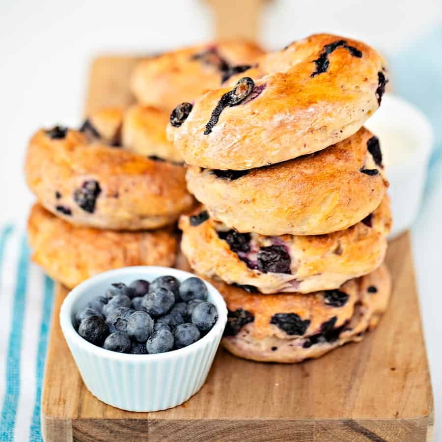 Easy Two Ingredient Blueberry Bagels - easy delicious breakfast recipe
