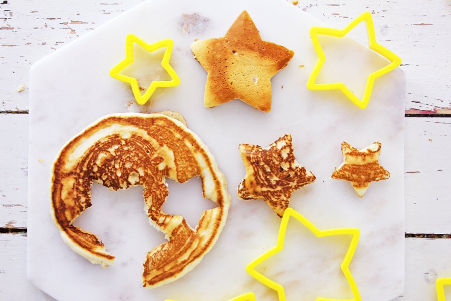 Stacked Christmas Tree Pancakes - cute holiday breakfast for kids