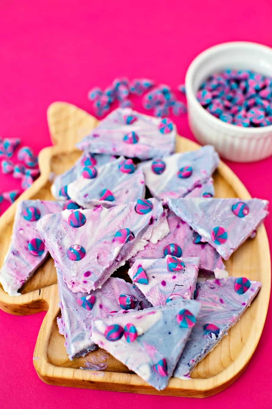 Unicorn Frozen Yogurt Bark