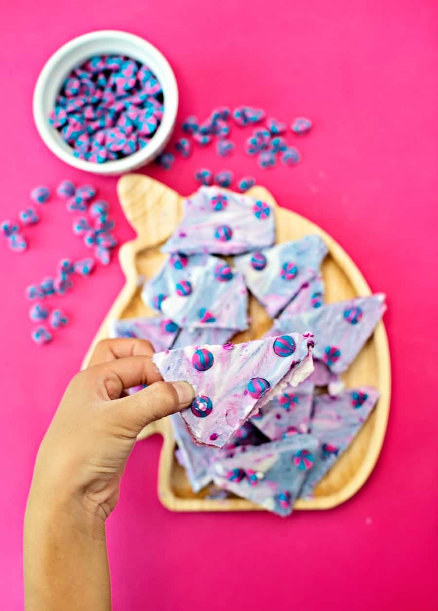 Unicorn Frozen Yogurt Bark