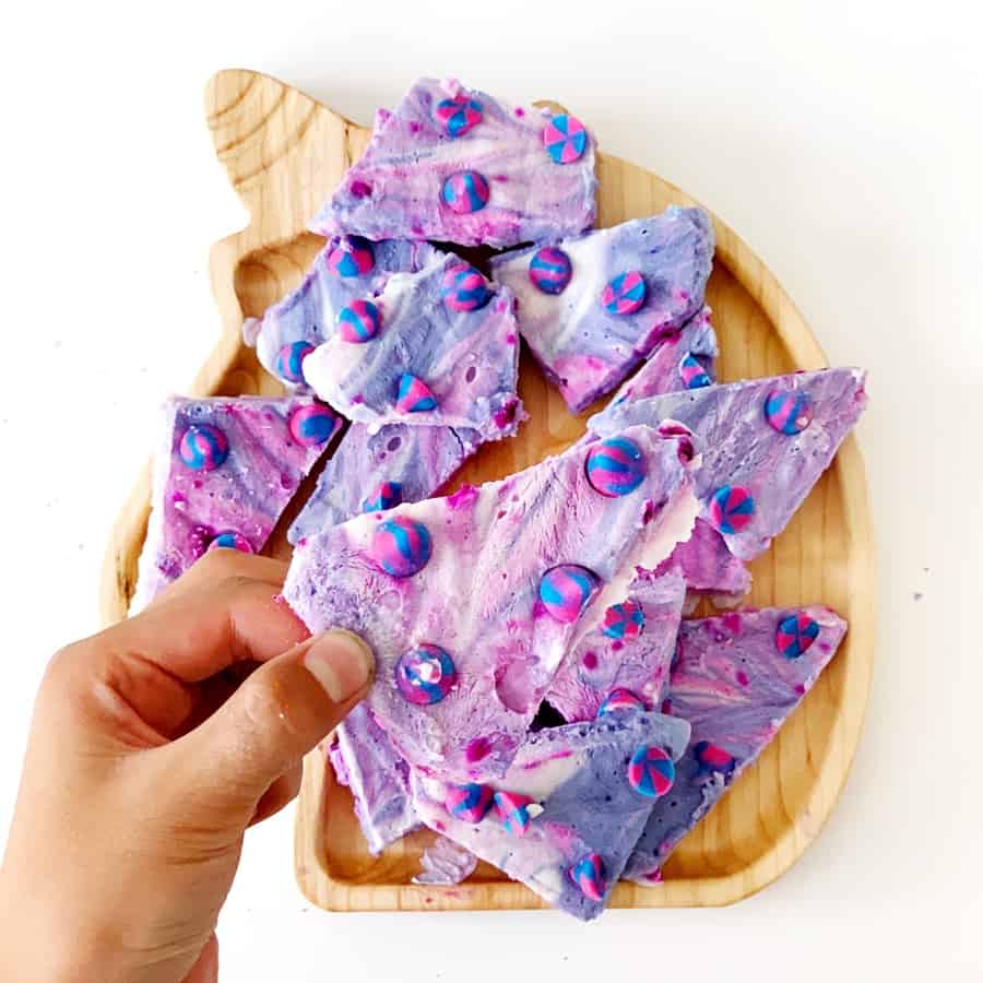 Unicorn Frozen Yogurt Bark