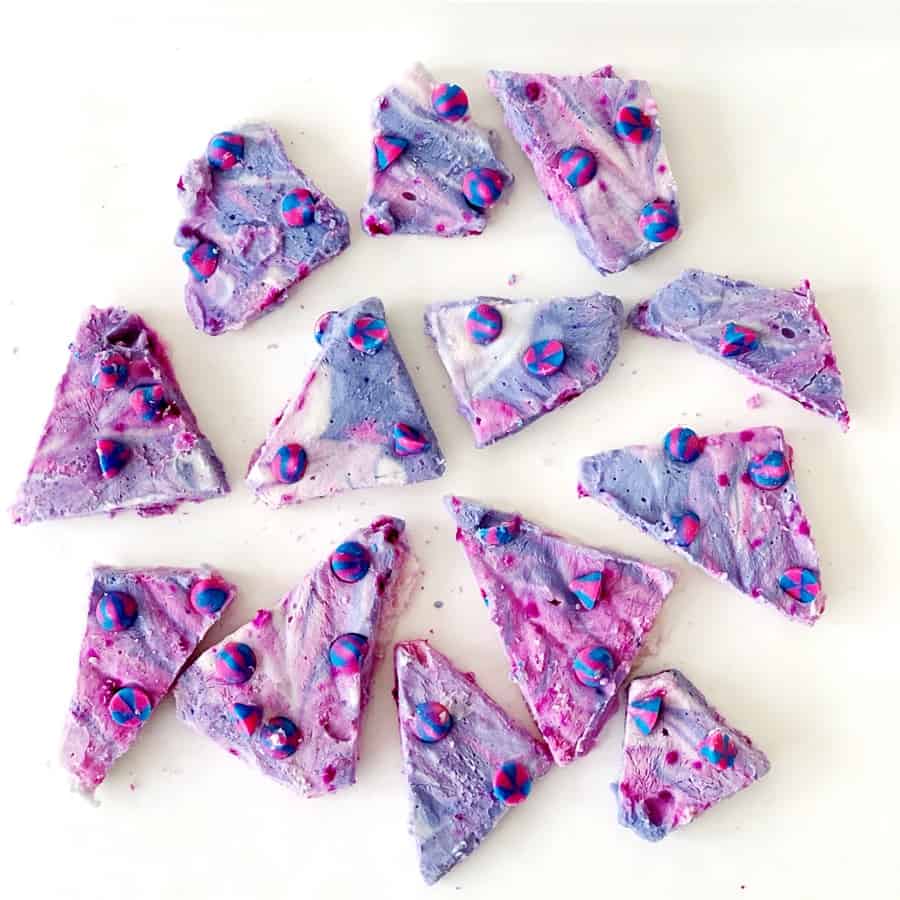 Unicorn Chips Frozen Yogurt Bark