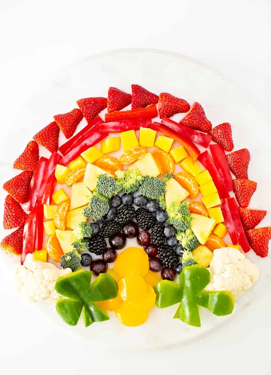 St. Patrick's Day Fruit and Veggie Tray. Healthy St. Patrick snack for kids. 