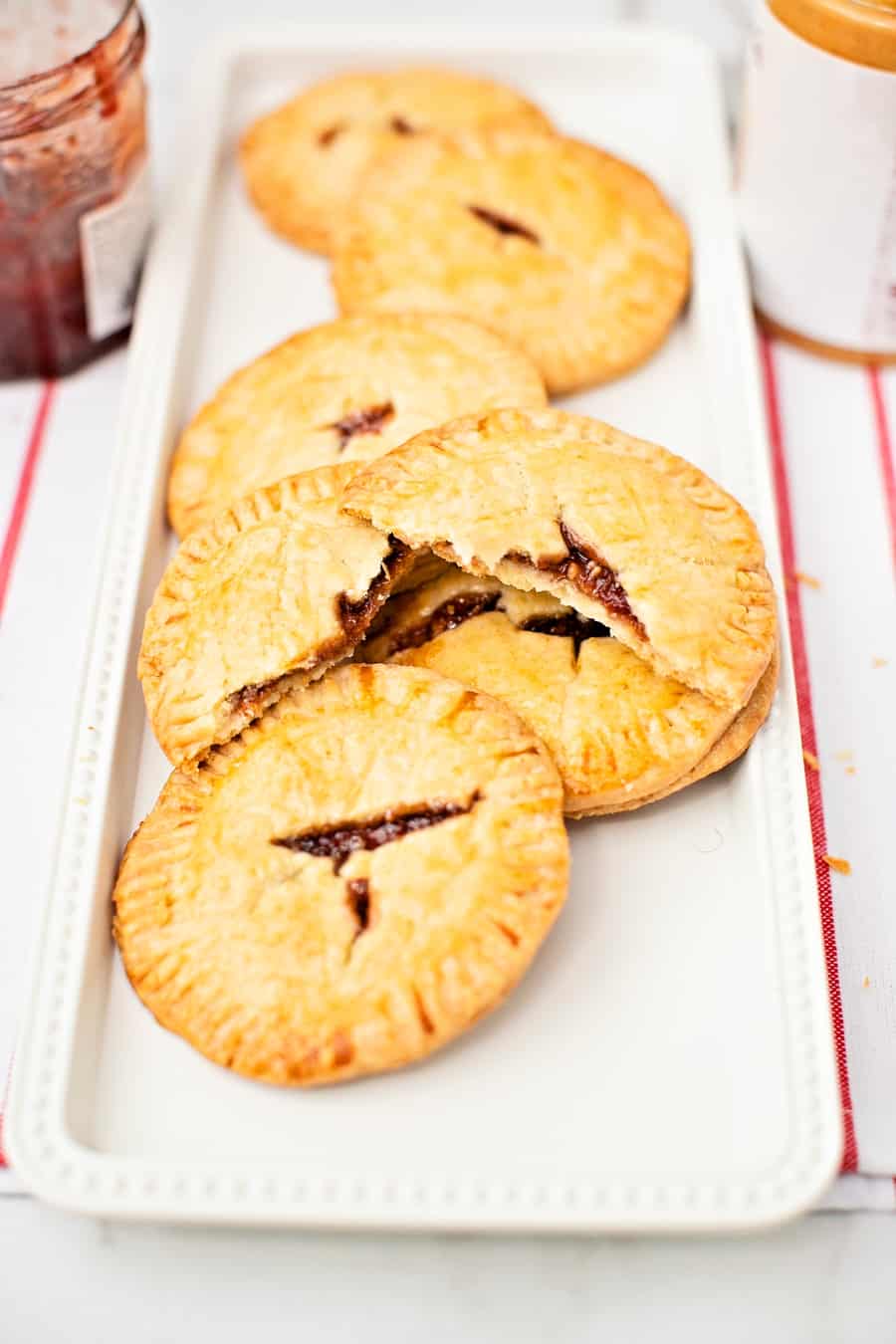 Peanut Butter and Jelly Mini Pies. Easy kid-friendly snack on the go. 