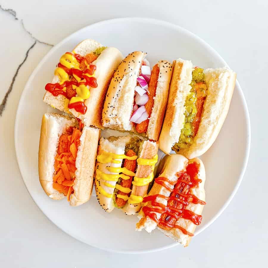 mini carrot hot dogs on buns 