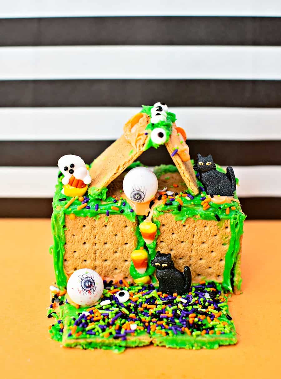 Haunted Houses made out of graham crackers