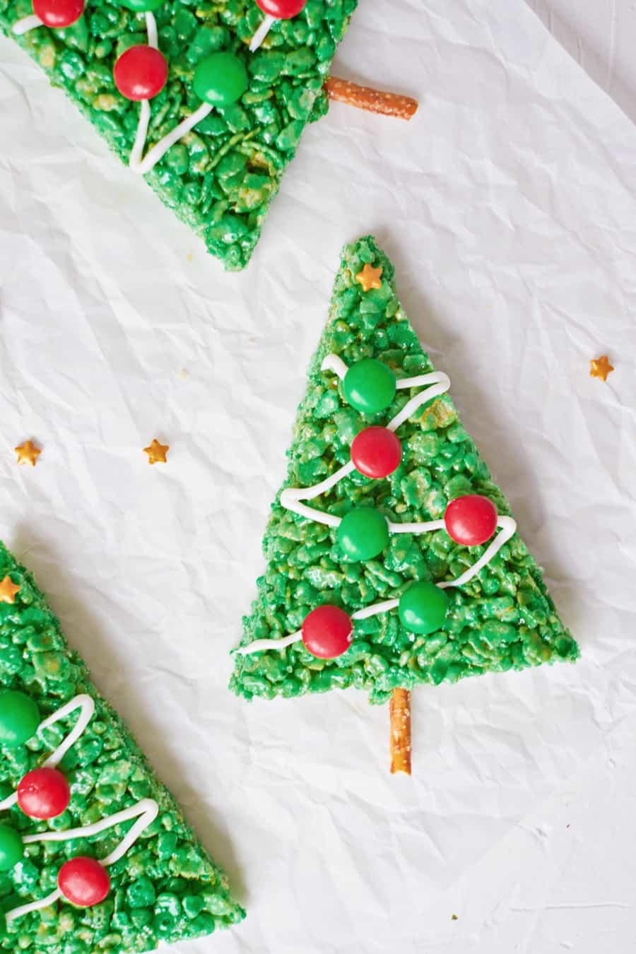 Rice Krispie Christmas Trees. Cute Christmas Treat for Kids