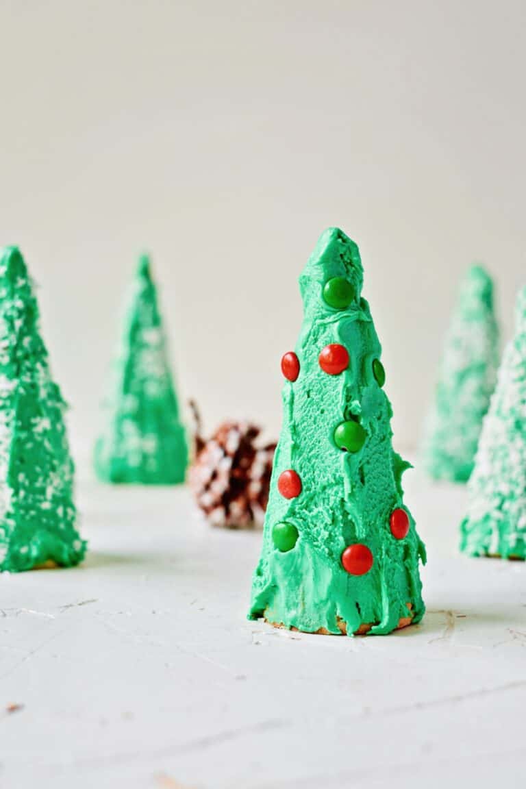 Ice Cream Cone Christmas Trees 0- Cute Christmas Treat for Kids