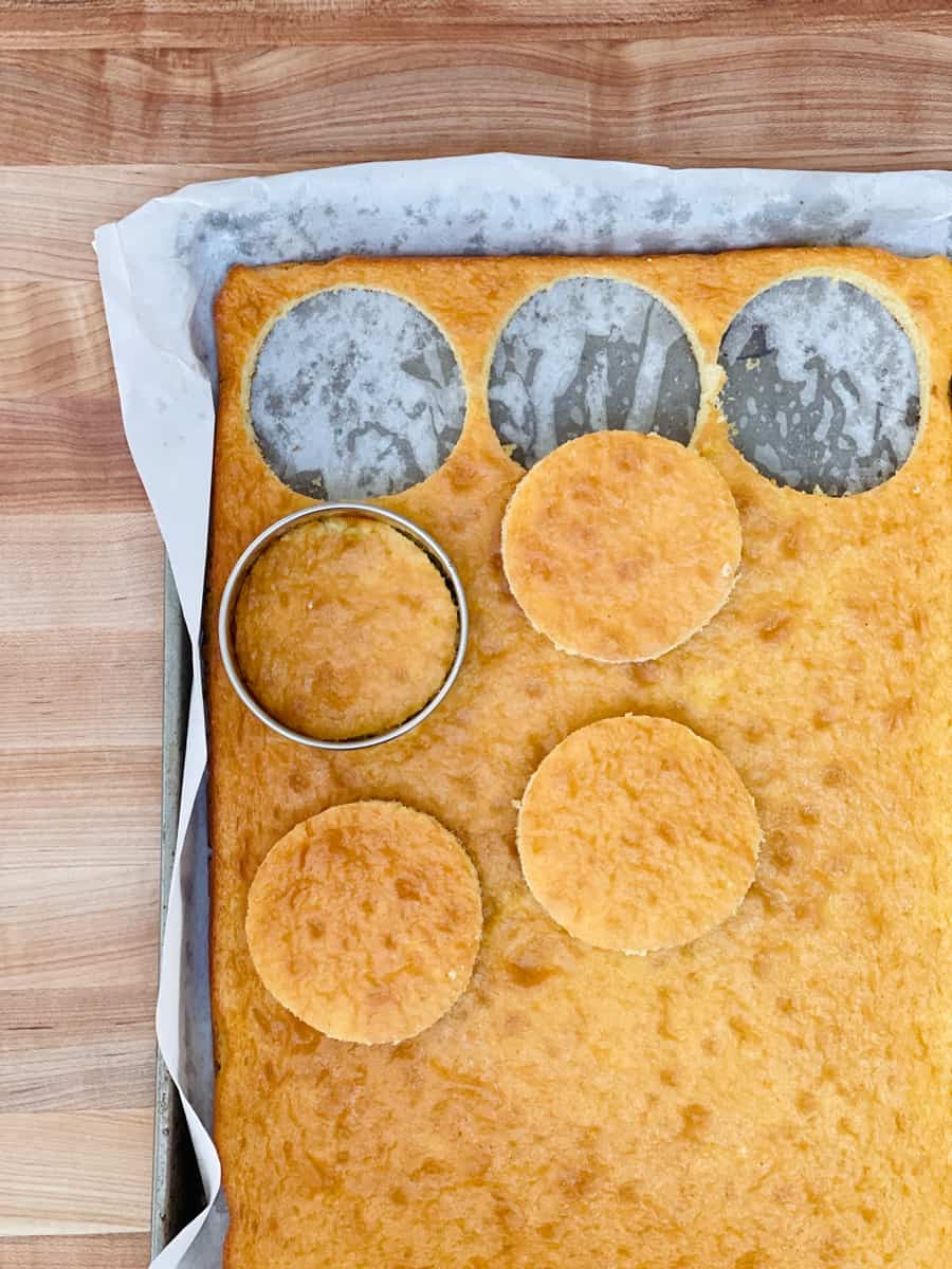 sheet pan cake for tsunami cake