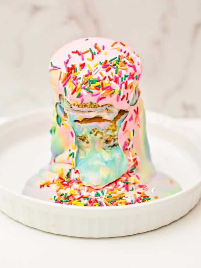 How to Make an Easy Rainbow Tsunami Cake