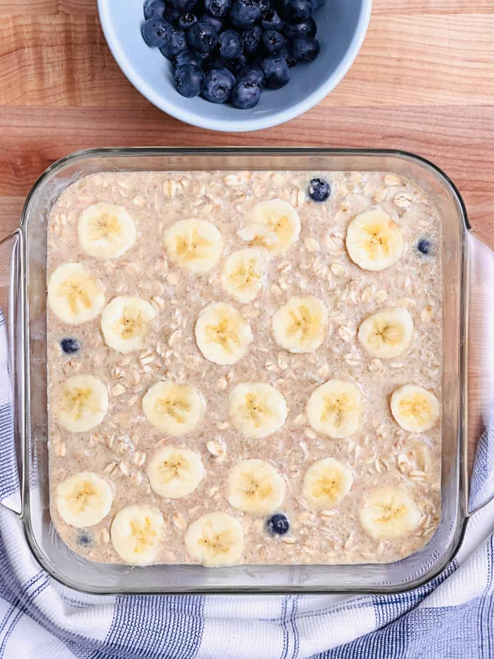 baked oatmeal cake made with blueberries and bananas