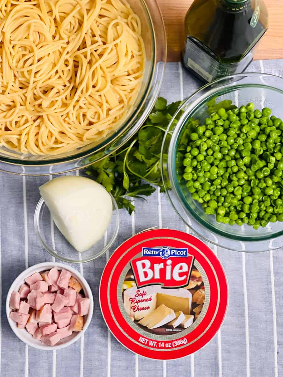 Ingredients for Brie Pasta