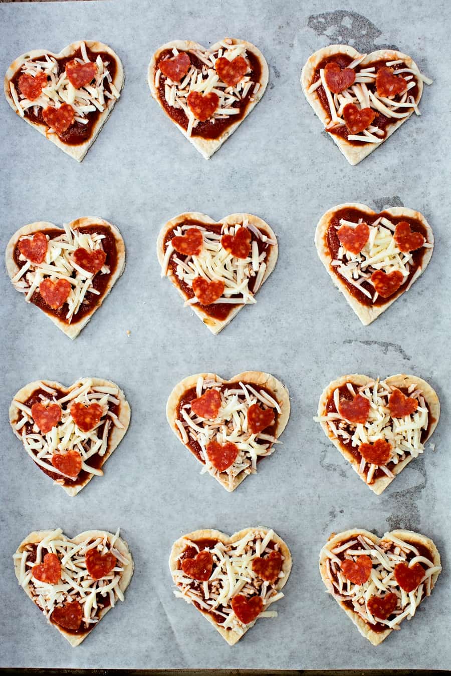 Simple Heart Shaped Kids Pizza for Valentine's Day! #ad #LuvTyson