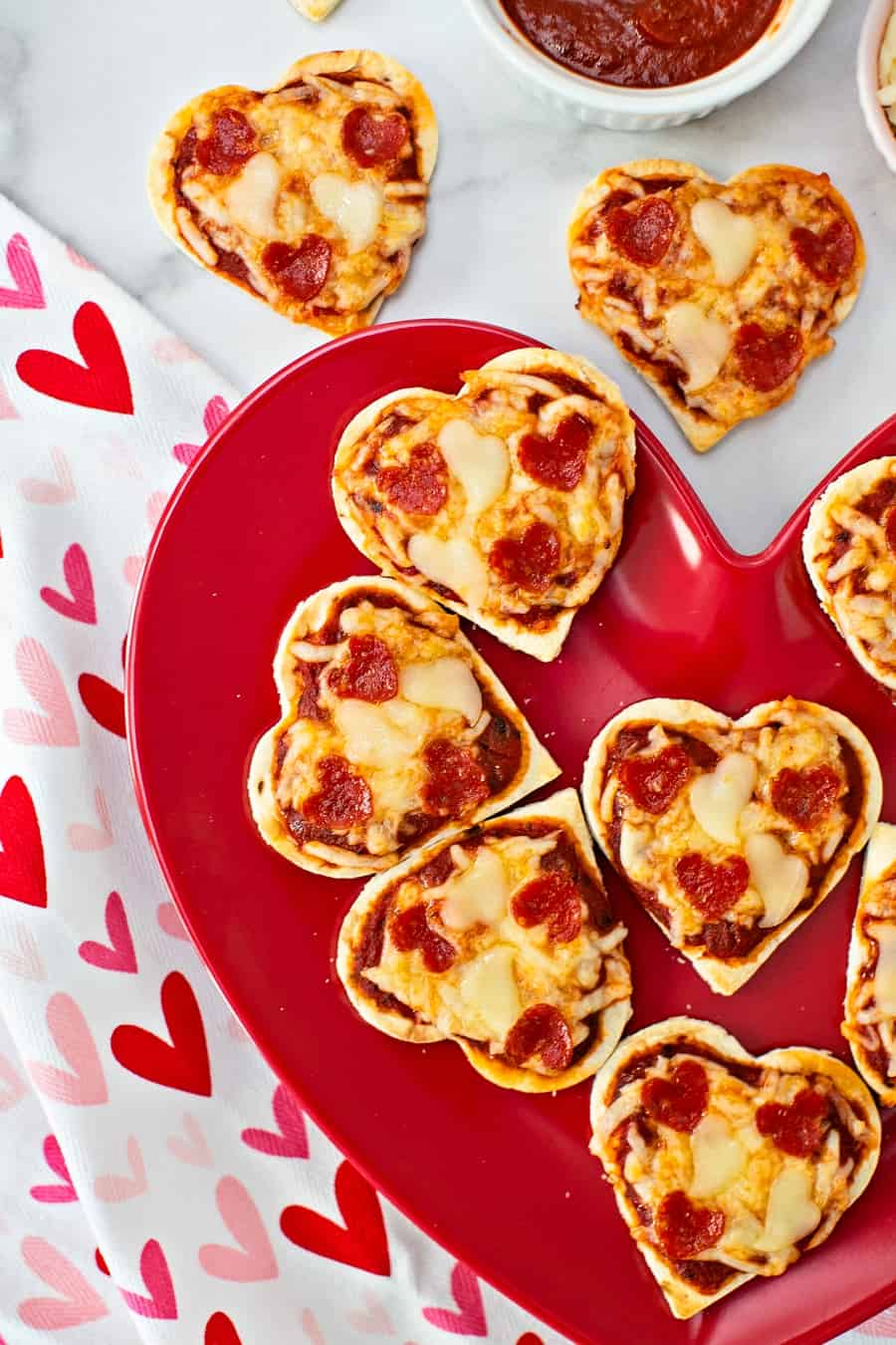 mini heart shaped pizza - valentine pizza lunch for kids