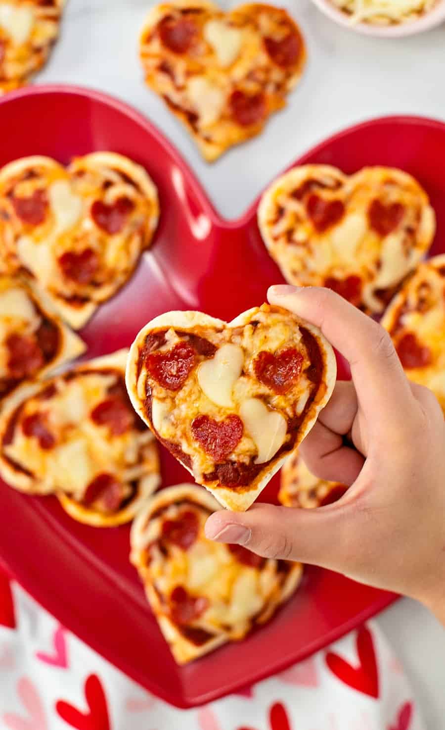 Simple Heart Shaped Kids Pizza for Valentine's Day! #ad #LuvTyson