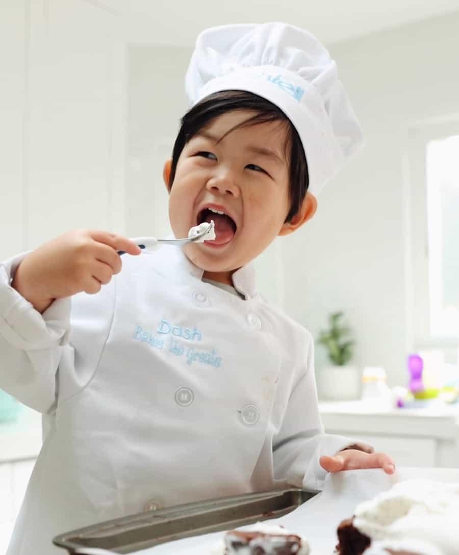 kids baking chocolate cake