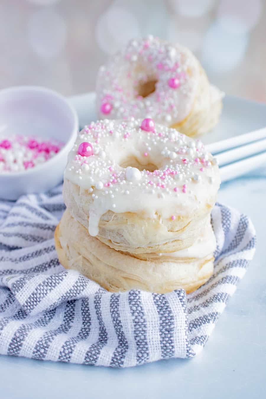 Biscuit Air Fryer Vanilla Sprinkles Donuts