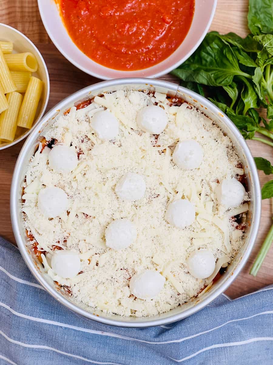 Honeycomb pasta cake AKA rigatoni pie