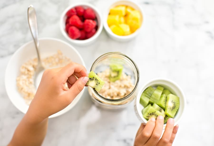 Easy Rainbow Overnight Oats Recipe