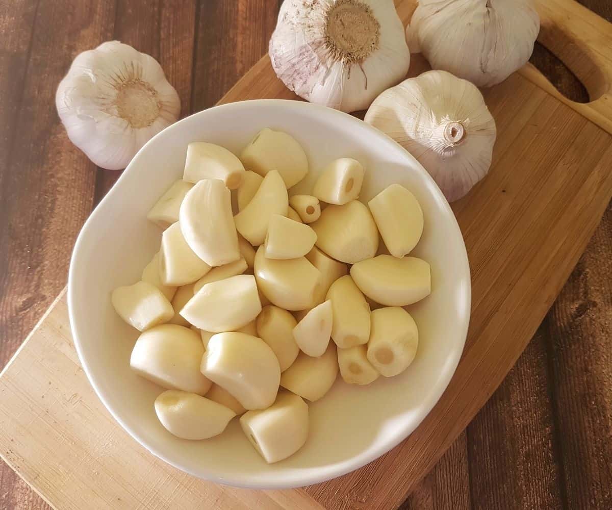 TikTok Pickled Garlic