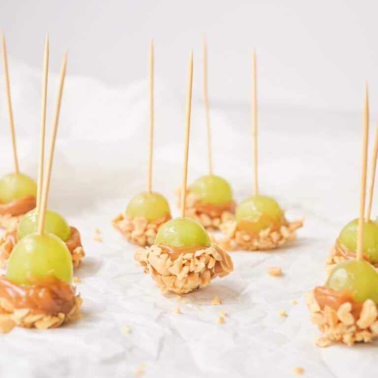 These Caramel Apple Grapes Are the Perfect Bite Sized Snack