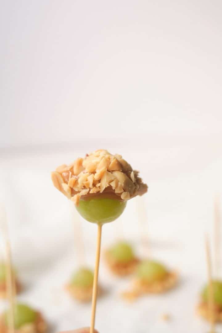 These Caramel Apple Grapes Are the Perfect Bite Sized Snack