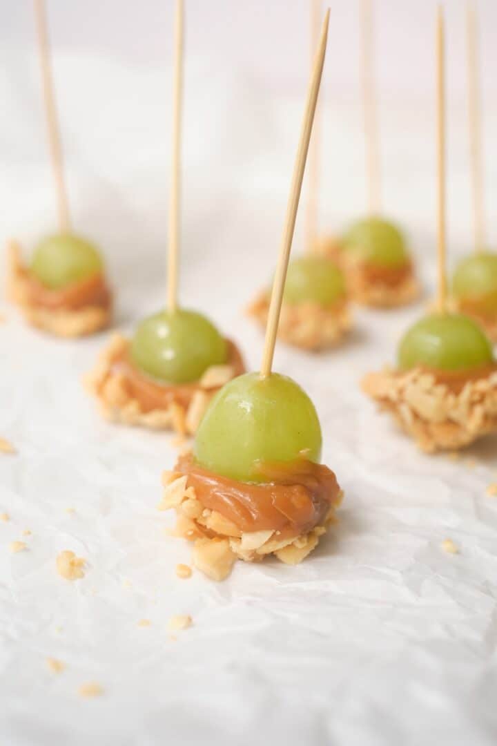 These Caramel Apple Grapes Are the Perfect Bite Sized Snack