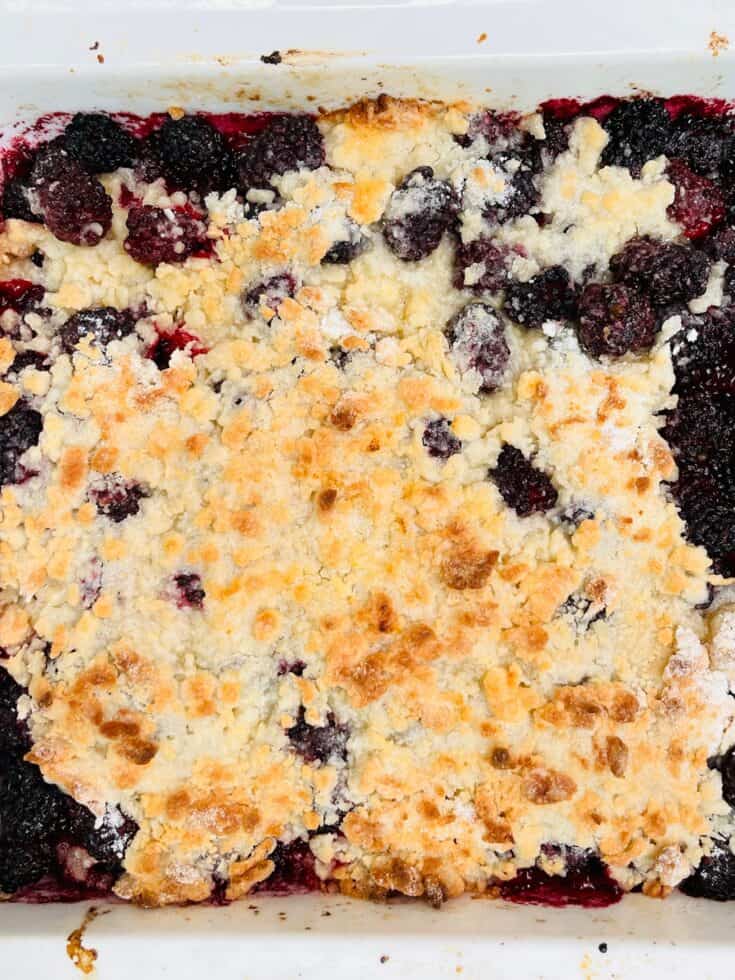 We Made Jennifer Garner's Blackberry Cobbler And There's a Reason Why