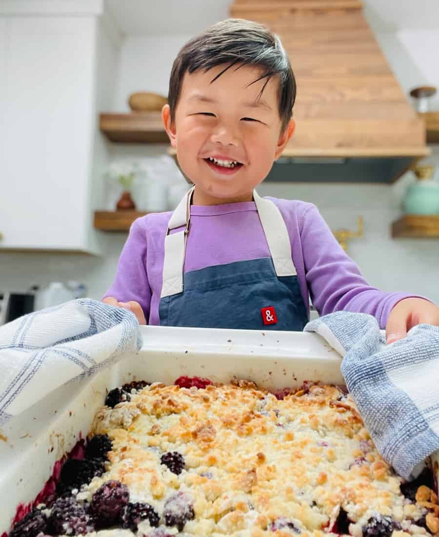 Jennifer Garner's Blackberry Cobbler