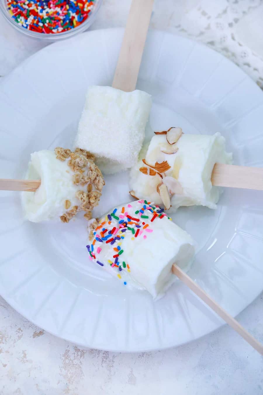 frozen yogurt pops