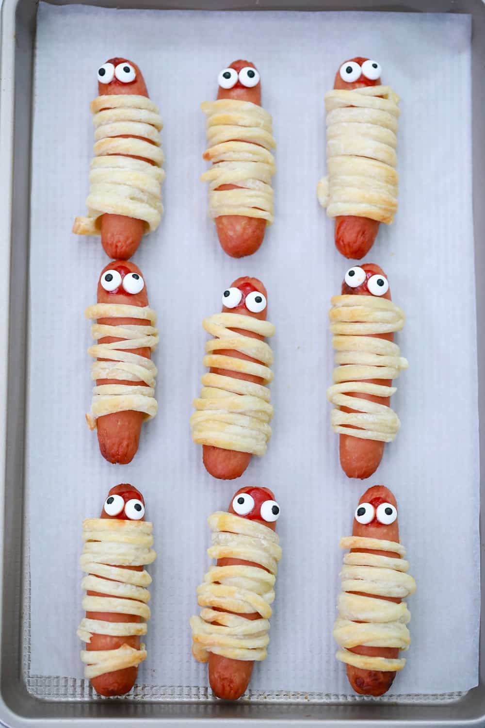 Halloween Mummy Dogs