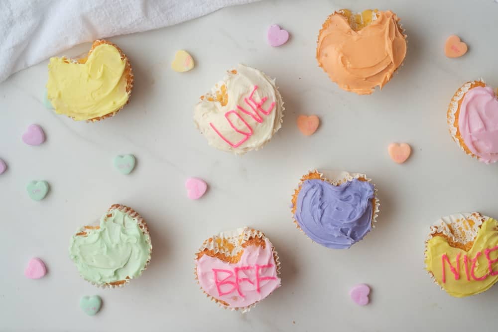 valentine cupcake hearts