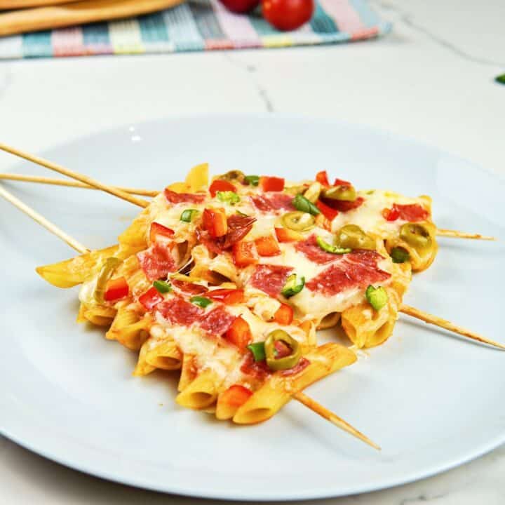 This Easy Pasta Sticks Recipe Is A Fun Way To Eat Pasta!