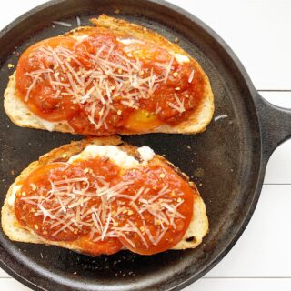 TikTok Pizza Toast Recipe