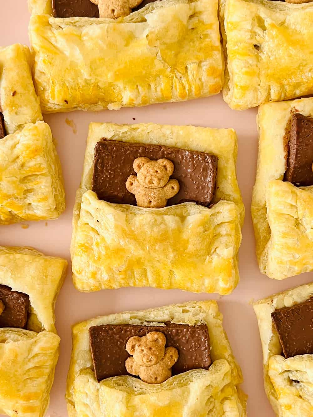How to Make The Cutest Sleeping Bear Chocolate Pastry