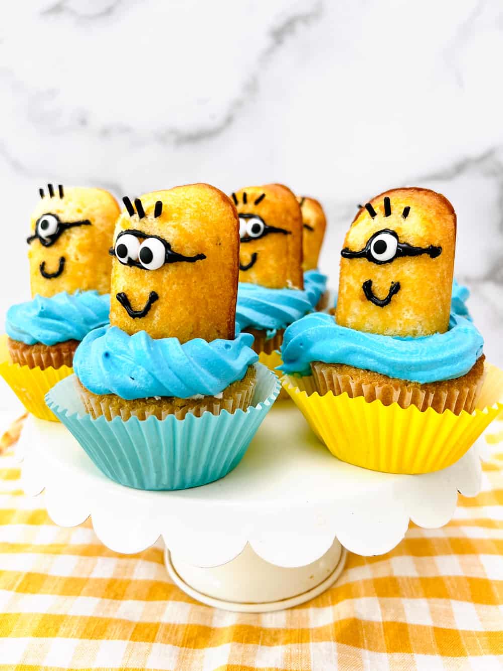 Minion Cupcakes
