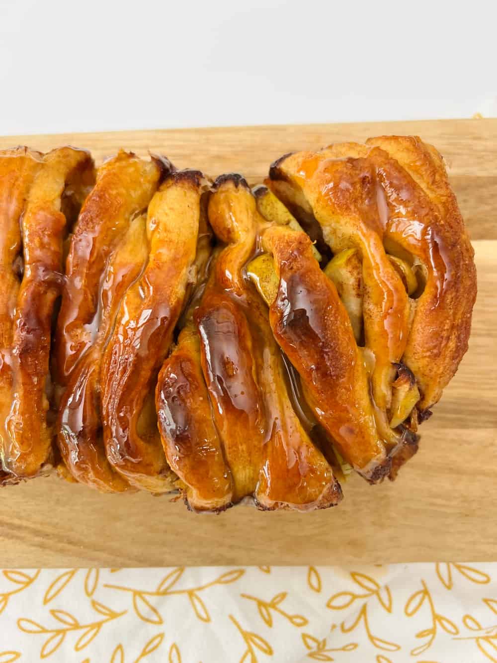 Apple Pull Apart Bread With Biscuits