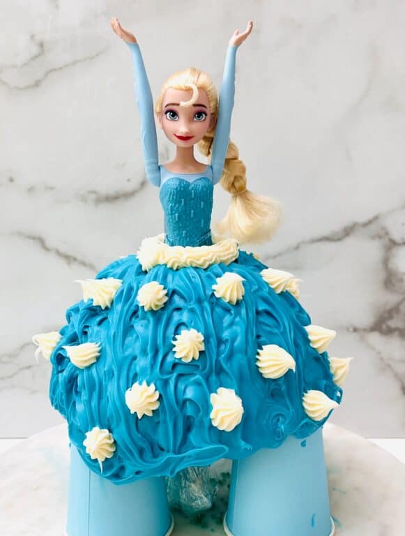 Easy Elsa Princess Cake