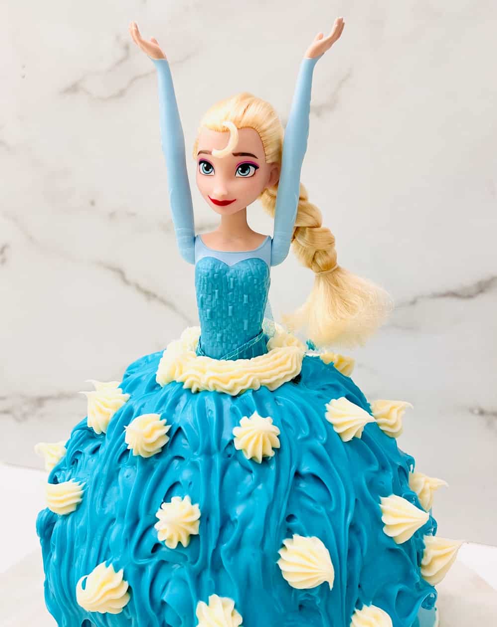 Frozen Themed  Fondant Birthday Cake Recipe  Frozen Cake Ideas