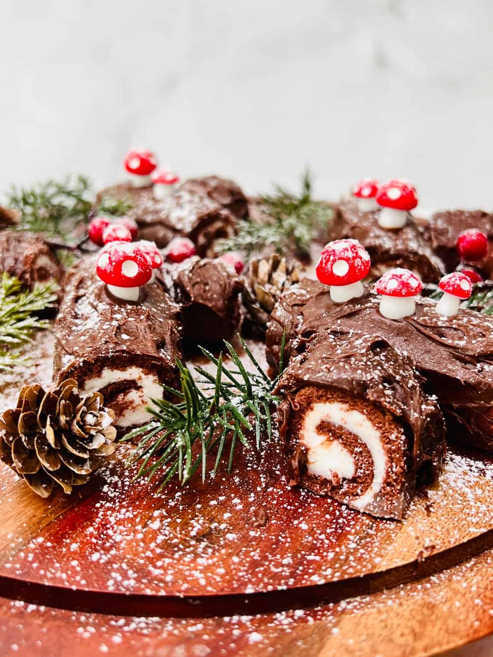 Mini Mocha Yule Log Cakes (Bûche de Noël) 