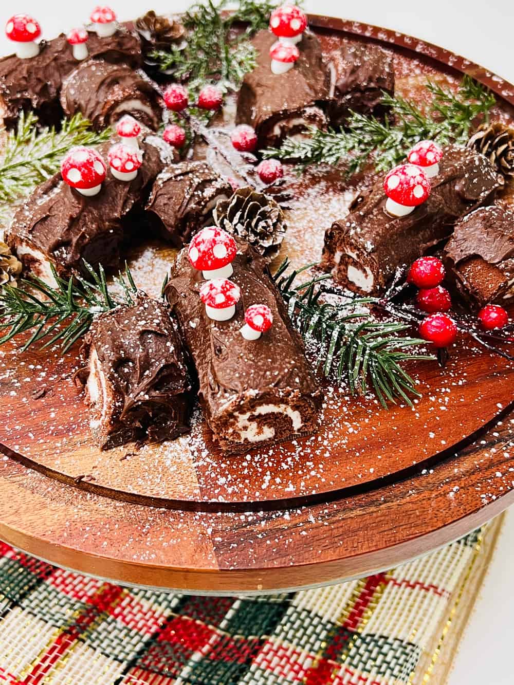 yule log cake mini