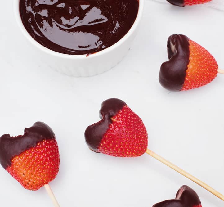 These Chocolate Strawberry Hearts Will Sweeten Your Valentine’s Day