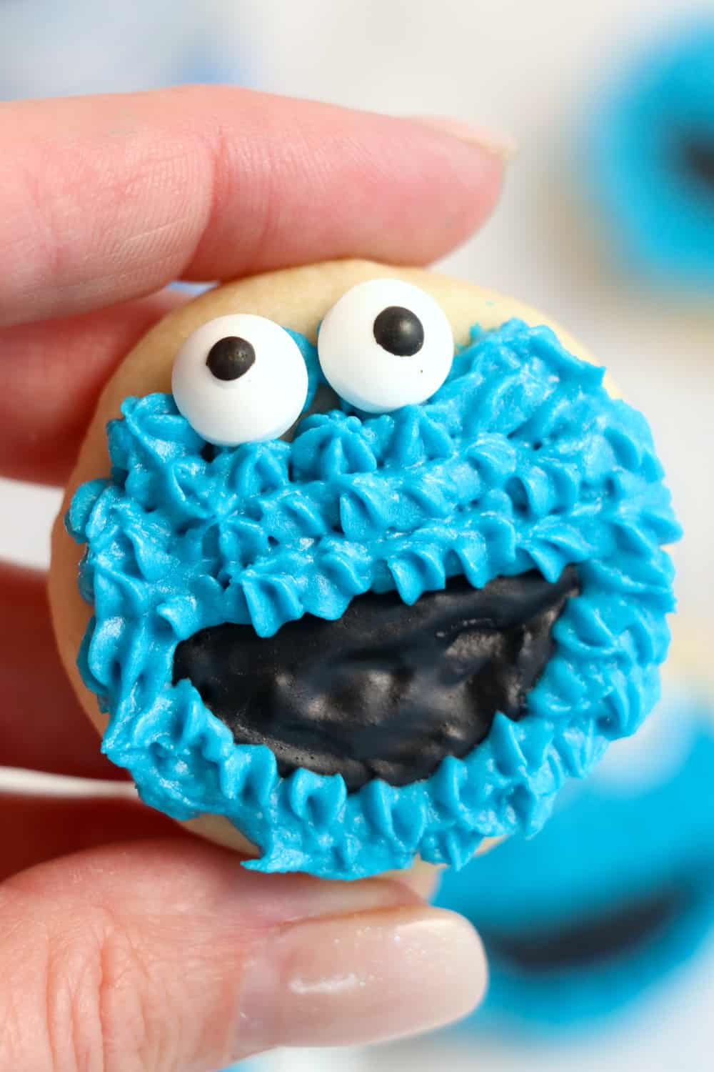 Whip Up Delicious Cookie Monster Cookies With This Simple Recipe