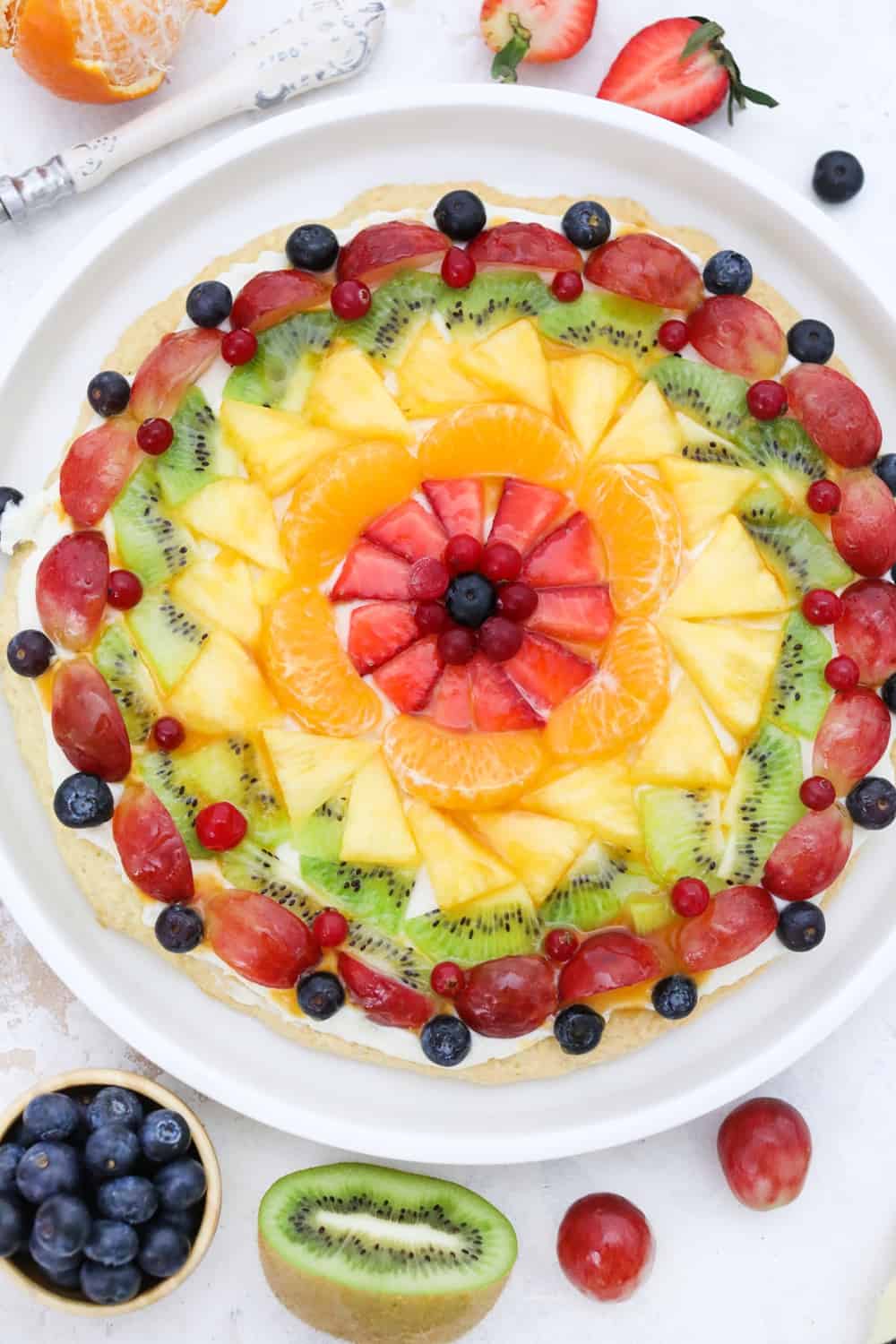  Rainbow Fruit Cookie Pizza 