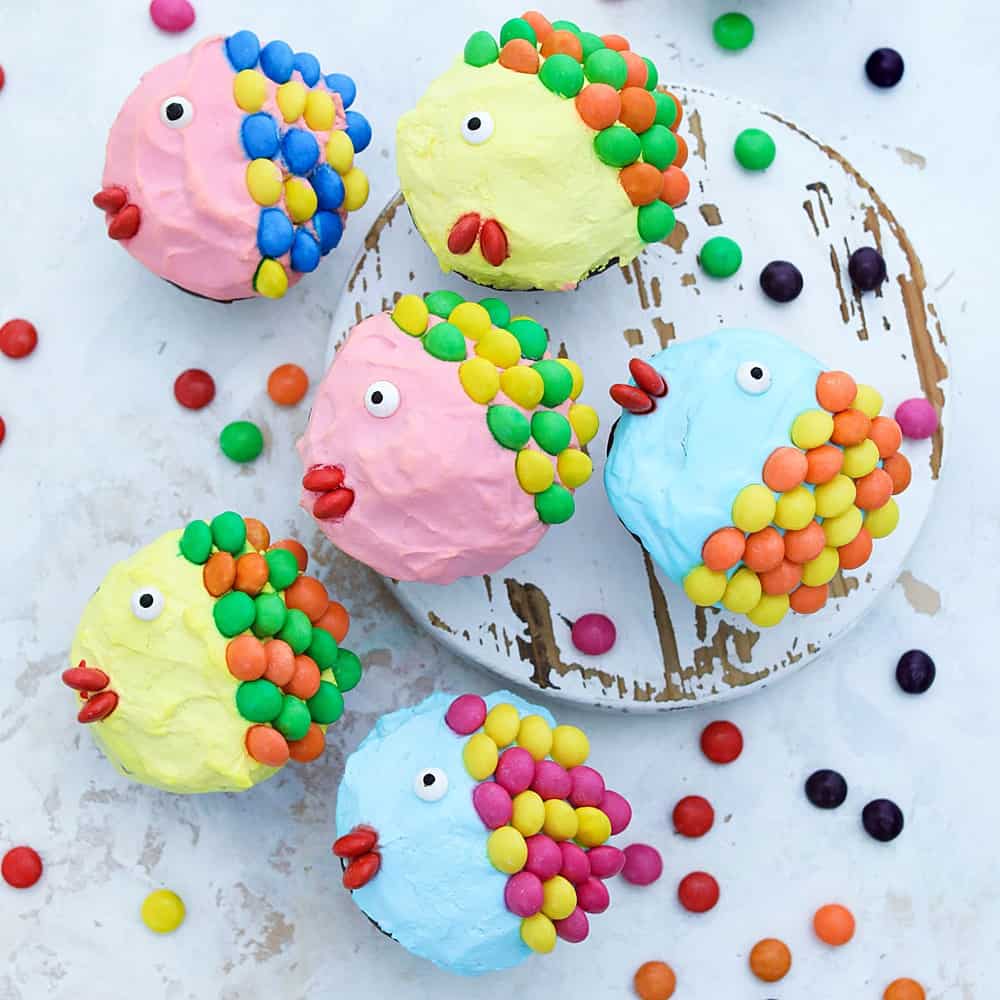 How to Make Easy And Colorful Fish Cupcakes